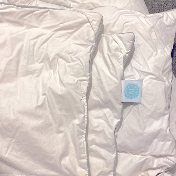 King White Goose Feather & Down  Comforter - Picture 2 of 5